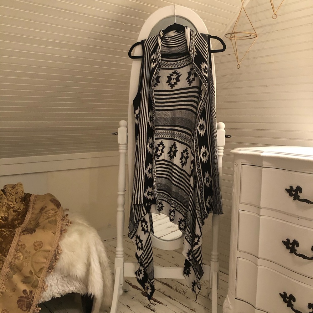 ▪️Aztec vest▪️